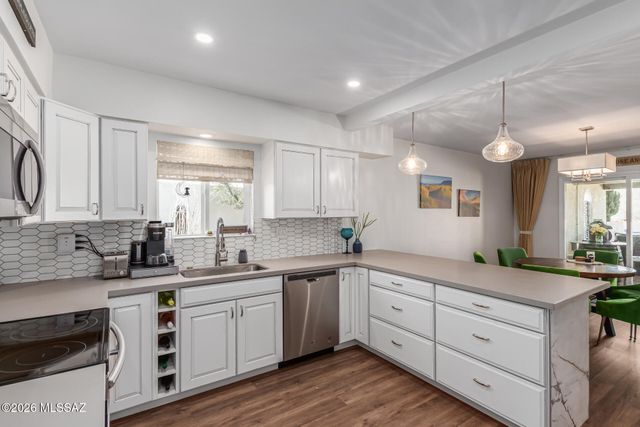 7282 E Camino Valle Verde, Tucson, AZ 85715