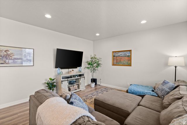 3329 S CLAIRE AVE, Syracuse, UT 84075