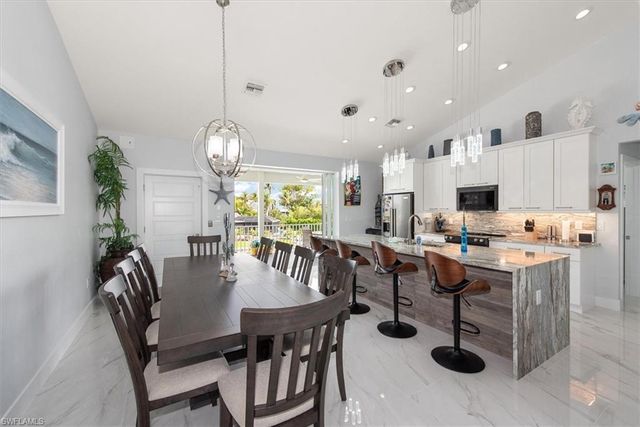 5545 Avenida Pescadora, Fort Myers Beach, FL 33931