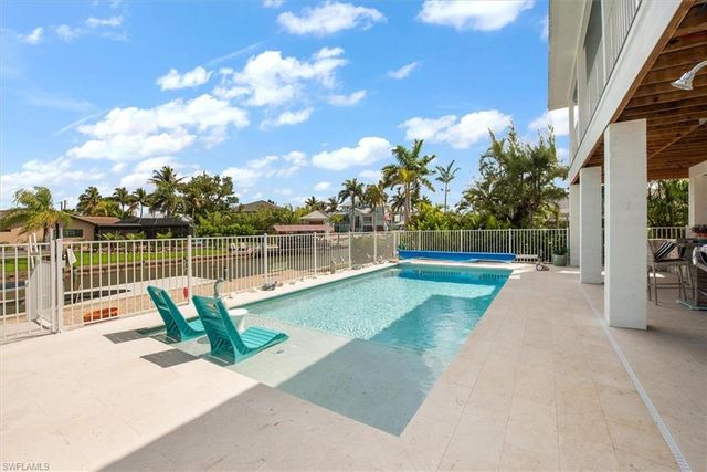 5545 Avenida Pescadora, Fort Myers Beach, FL 33931