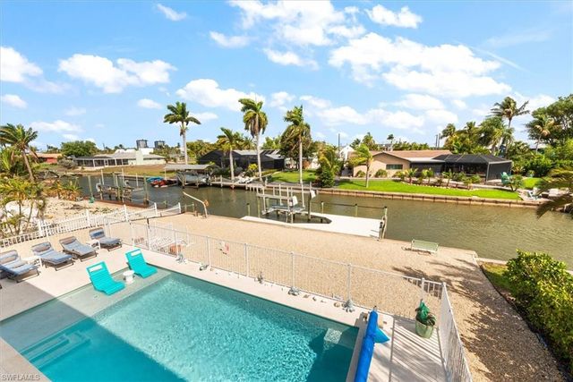 5545 Avenida Pescadora, Fort Myers Beach, FL 33931