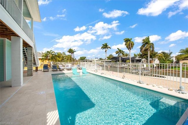 5545 Avenida Pescadora, Fort Myers Beach, FL 33931