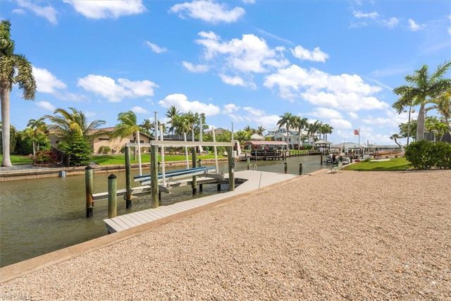5545 Avenida Pescadora, Fort Myers Beach, FL 33931