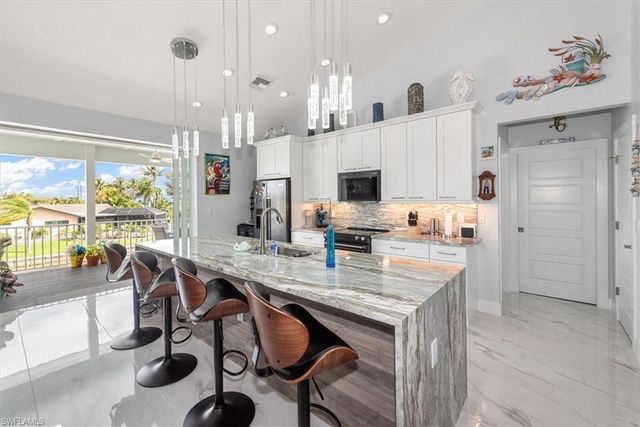 5545 Avenida Pescadora, Fort Myers Beach, FL 33931