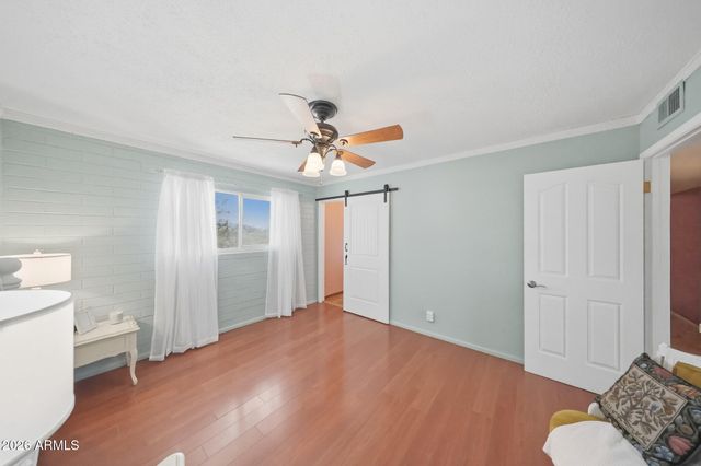 2302 W BERRIDGE Lane, Phoenix, AZ 85015