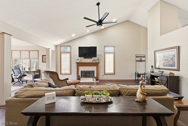 16506 Sunwood Oval, Strongsville, OH 44136