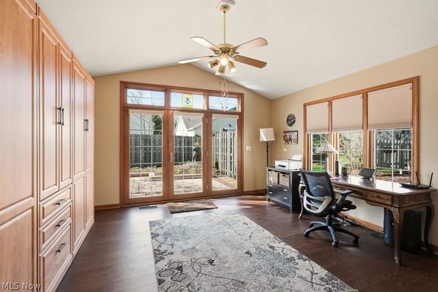 16506 Sunwood Oval, Strongsville, OH 44136