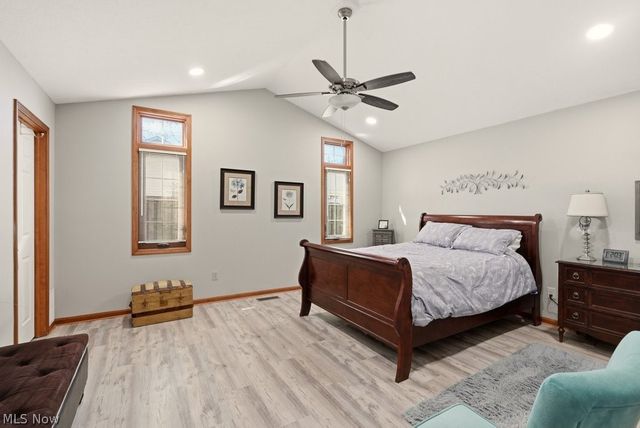 16506 Sunwood Oval, Strongsville, OH 44136