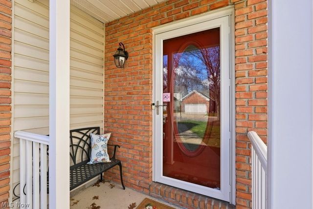 16506 Sunwood Oval, Strongsville, OH 44136