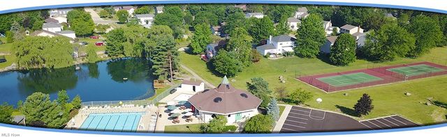 16506 Sunwood Oval, Strongsville, OH 44136