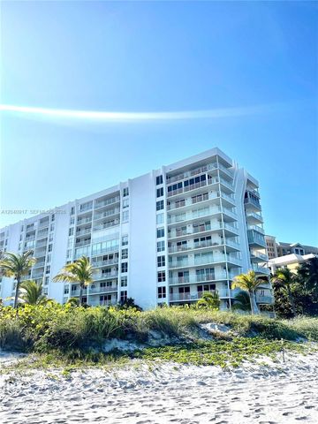 607 Ocean Drive 3K, Key Biscayne, FL 33149