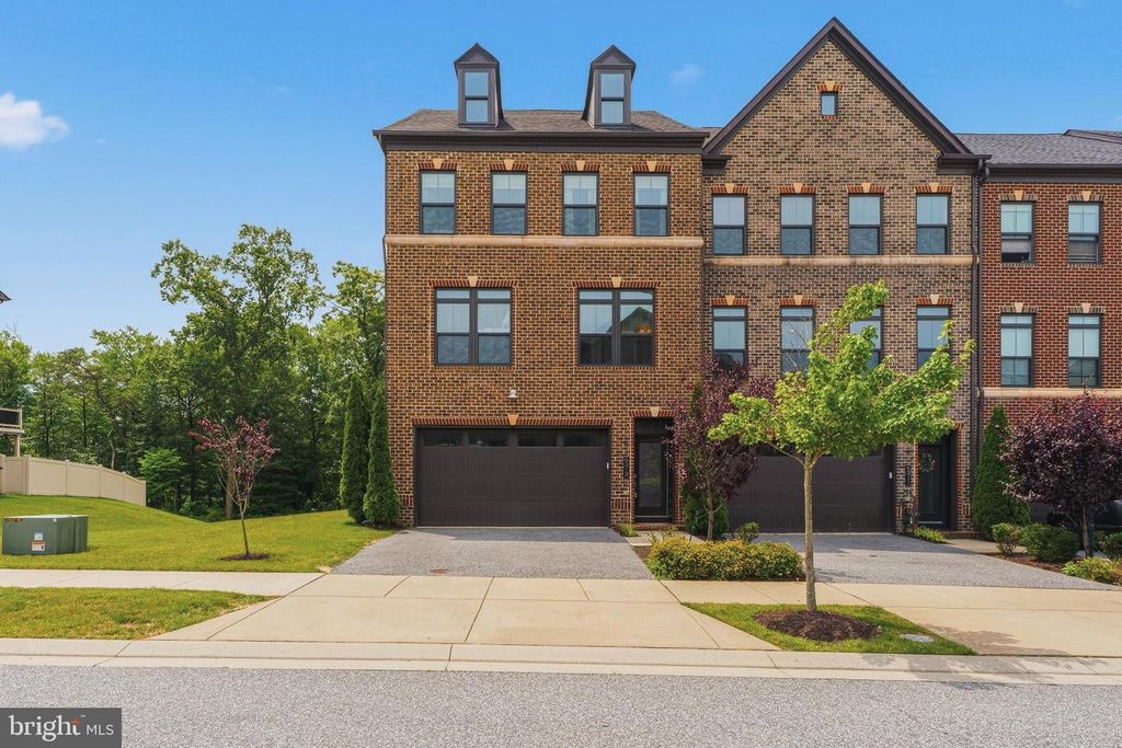 6313 FALCONWOOD ST, Middle River, MD 21220
