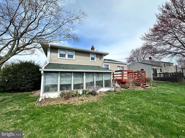545 POPLAR ST, Lansdale, PA 19446