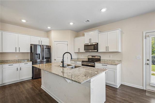 5184 Barberry Avenue, Oakwood, GA 30566