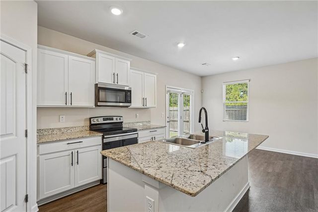 5184 Barberry Avenue, Oakwood, GA 30566