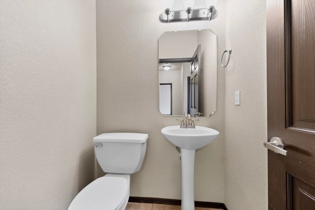 6102 Pecos Trail Drive NE, Rio Rancho, NM 87144