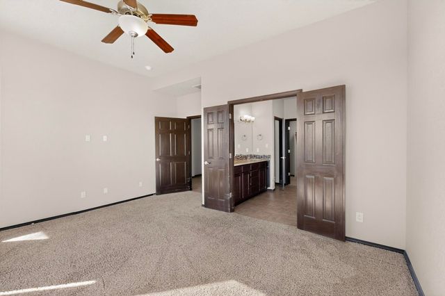 6102 Pecos Trail Drive NE, Rio Rancho, NM 87144