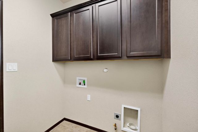 6102 Pecos Trail Drive NE, Rio Rancho, NM 87144