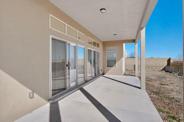 6102 Pecos Trail Drive NE, Rio Rancho, NM 87144