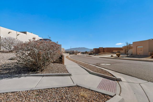 6102 Pecos Trail Drive NE, Rio Rancho, NM 87144