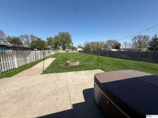 2500 E Cuming Street, Fremont, NE 68025