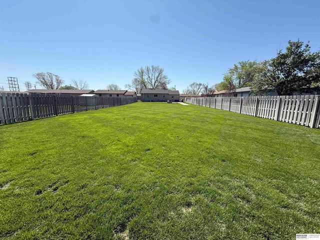 2500 E Cuming Street, Fremont, NE 68025