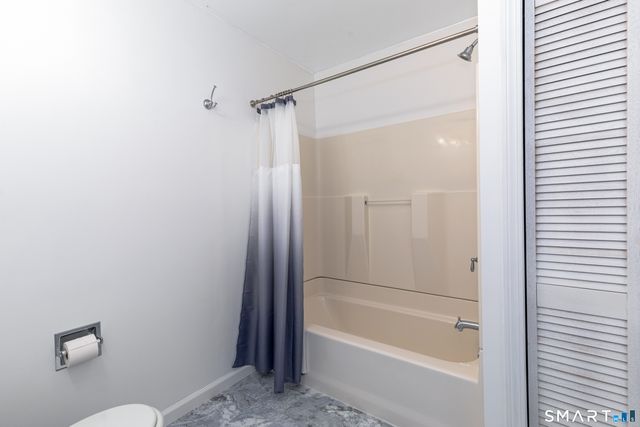 24 Woods Way 122A, Woodbury, CT 06798