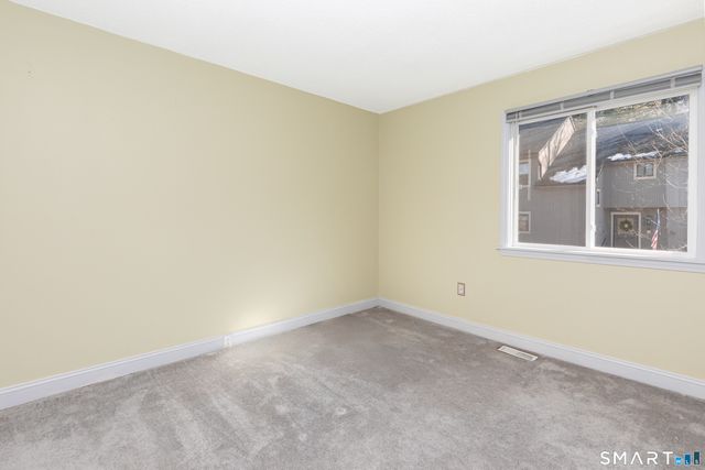 24 Woods Way 122A, Woodbury, CT 06798