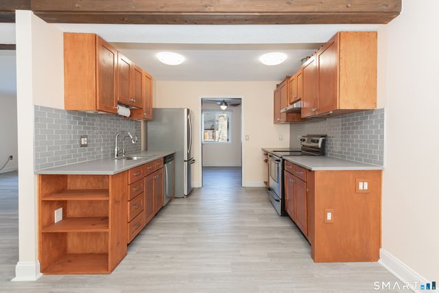 24 Woods Way 122A, Woodbury, CT 06798