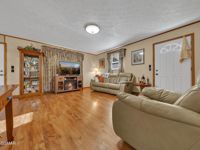 495 Carnation Way, Newport, TN 37821