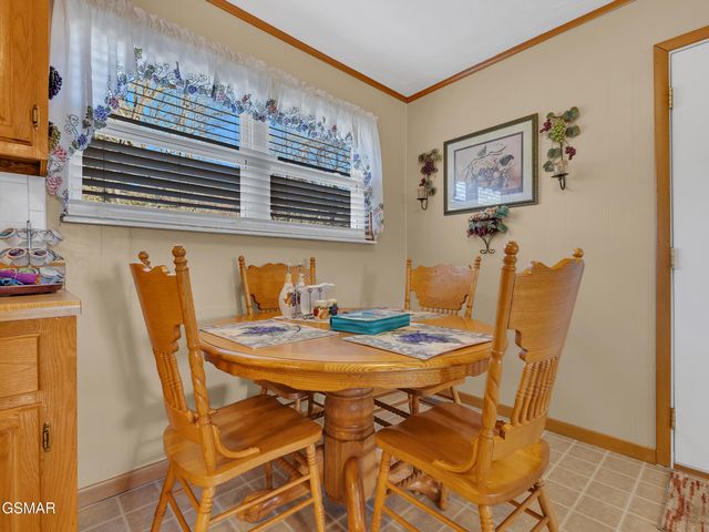 495 Carnation Way, Newport, TN 37821