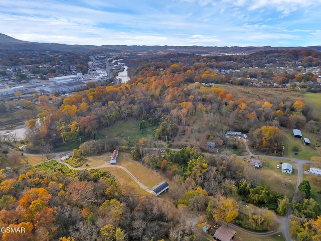 495 Carnation Way, Newport, TN 37821