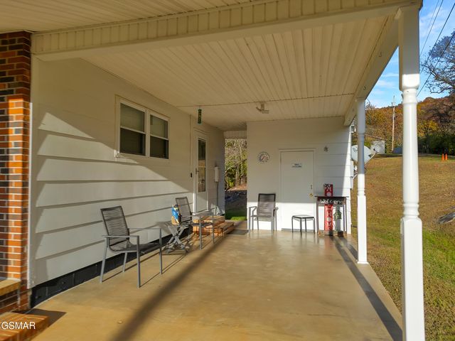 495 Carnation Way, Newport, TN 37821