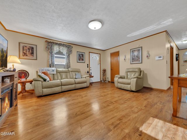 495 Carnation Way, Newport, TN 37821