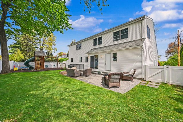 35 Ernest Drive, Scarsdale, NY 10583