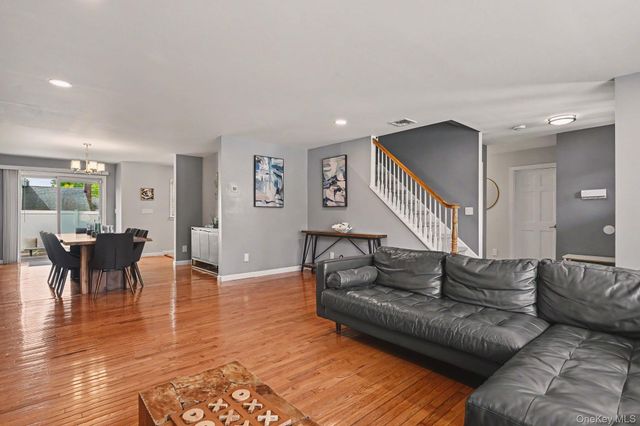 35 Ernest Drive, Scarsdale, NY 10583
