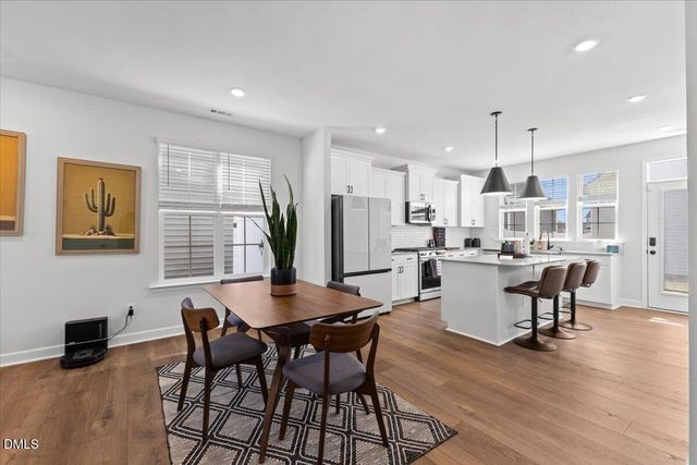 33 Pear Blossom Parkway, Clayton, NC 27520