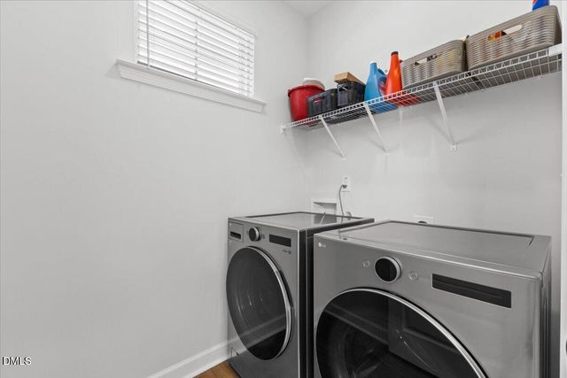 33 Pear Blossom Parkway, Clayton, NC 27520