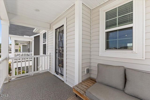 33 Pear Blossom Parkway, Clayton, NC 27520