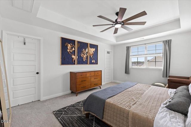 33 Pear Blossom Parkway, Clayton, NC 27520