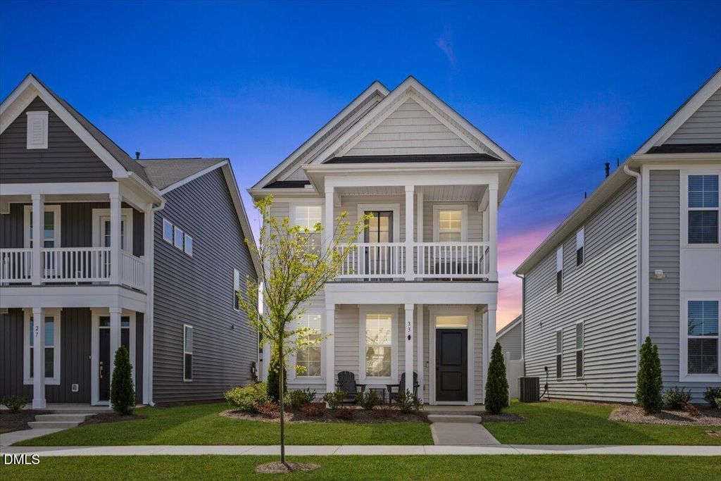 33 Pear Blossom Parkway, Clayton, NC 27520