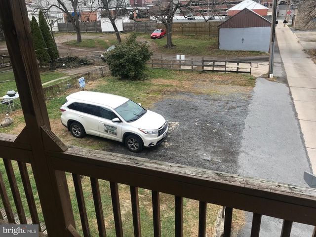 25 S LOCUST ST, Hagerstown, MD 21740