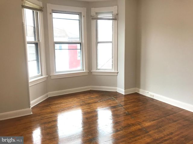 25 S LOCUST ST, Hagerstown, MD 21740