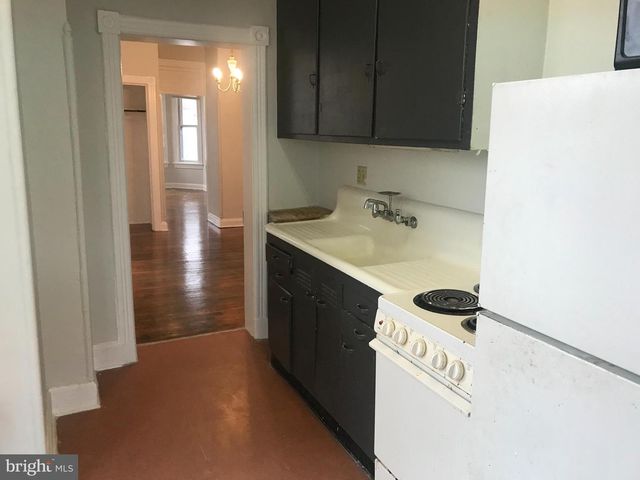 25 S LOCUST ST, Hagerstown, MD 21740