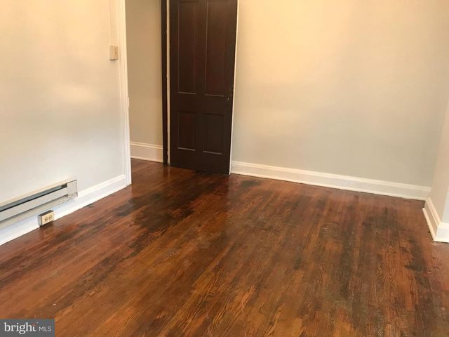 25 S LOCUST ST, Hagerstown, MD 21740