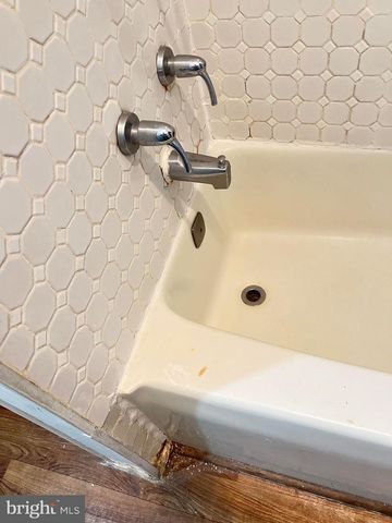 25 S LOCUST ST, Hagerstown, MD 21740