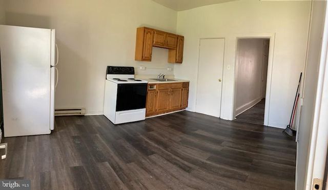 25 S LOCUST ST, Hagerstown, MD 21740