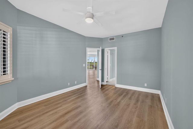 200 Waterway Road 206, Tequesta, FL 33469