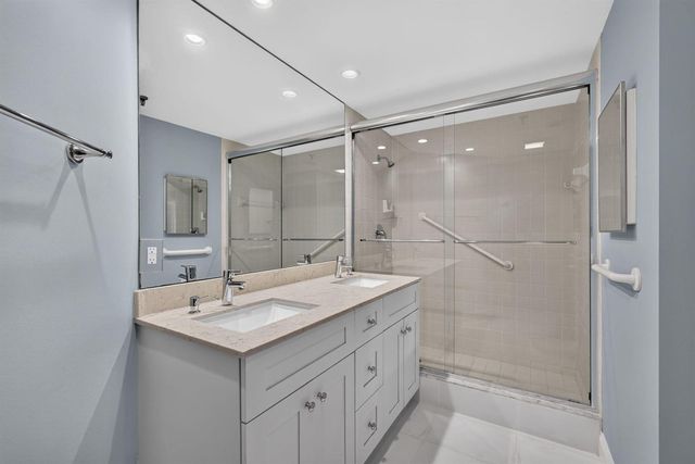 200 Waterway Road 206, Tequesta, FL 33469