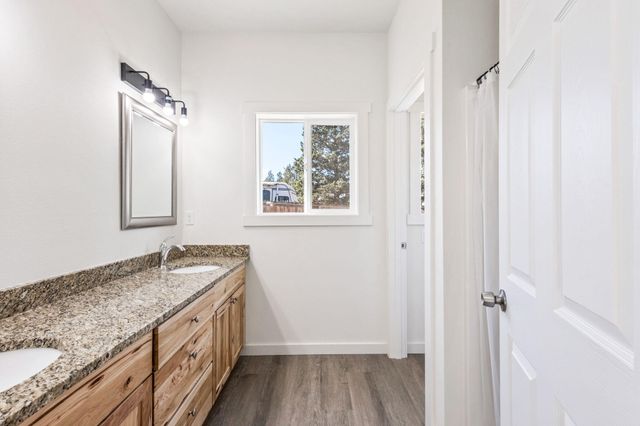 8111 SW High Cone Drive, Terrebonne, OR 97760